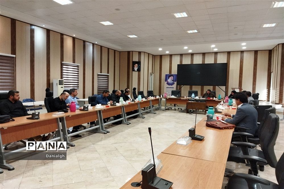 جلسه هماهنگی برنامه احلی من العسل