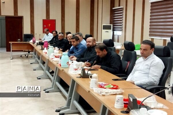 جلسه هماهنگی برنامه احلی من العسل