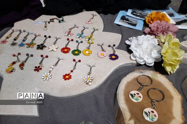 حضور پرشور دانش‌آموزان و بانوان فرهنگی در رویداد سما