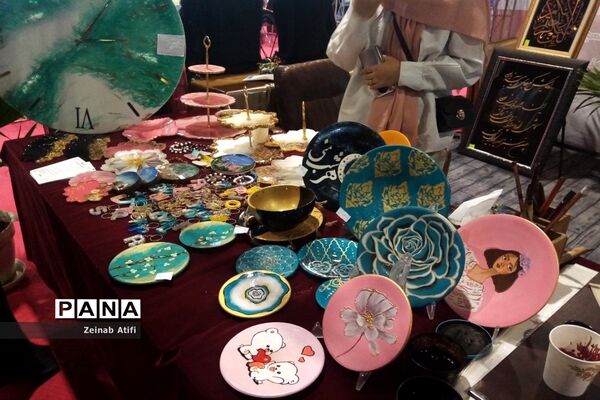 حضور پرشور دانش‌آموزان و بانوان فرهنگی در رویداد سما
