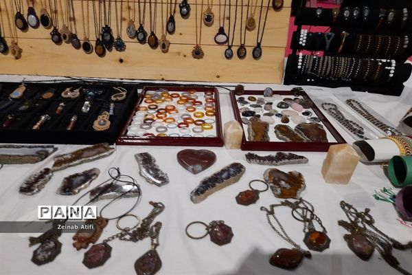 حضور پرشور دانش‌آموزان و بانوان فرهنگی در رویداد سما