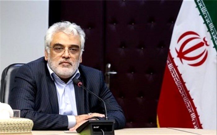 تعطیلی واحدهای دانشگاه آزاد مطرح نبوده و نخواهد بود