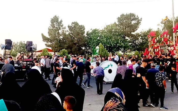 آیین چاووش‌خوانی ماه محرم در شهر آوه