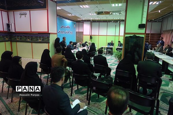 ملاقات مردمی وزیر آموزش و پرورش