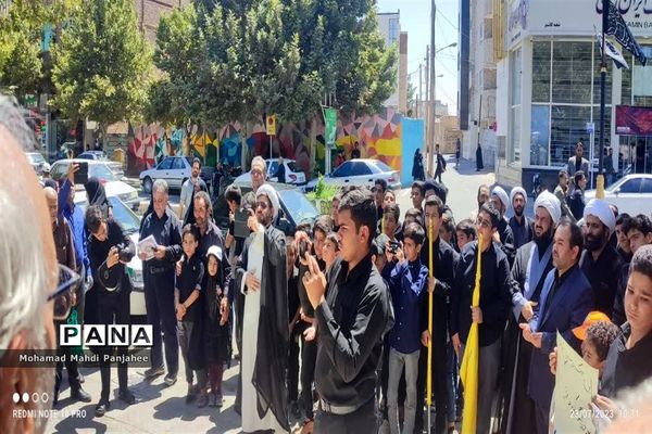 اجتماع دانش‌آموزی عاشقان قرآن در کاشمر