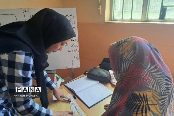 فعالیت پایگاه‌ تابستانی و مهارت‌آموزی کانون تربیتی شهید‌آوینی فشافویه