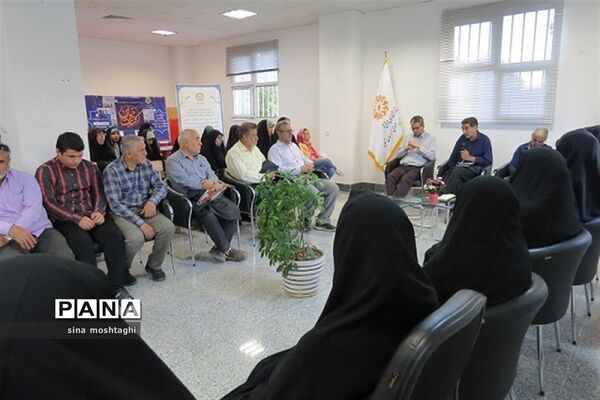 مراسم رونمایی کتاب به‌مناسبت هفته عفاف و حجاب در بجنورد