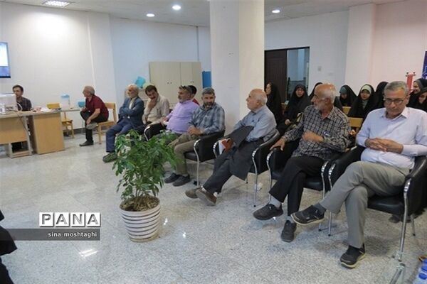 مراسم رونمایی کتاب به‌مناسبت هفته عفاف و حجاب در بجنورد
