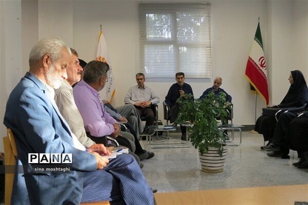 مراسم رونمایی کتاب به‌مناسبت هفته عفاف و حجاب در بجنورد