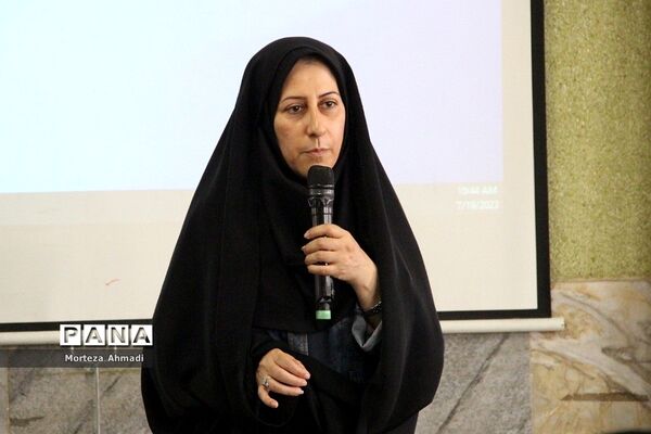 همایش هدایت تحصیلی با محوریت طراحی مسیر زندگی در مدرسه نور ولایت