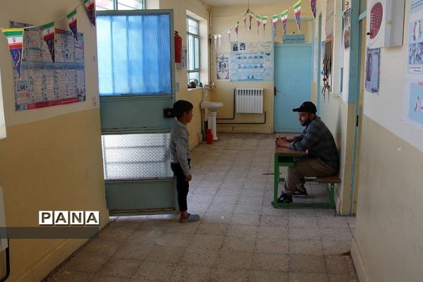 بازسازی مدرسه در روستای ممش‌خان در شهرستان خوی