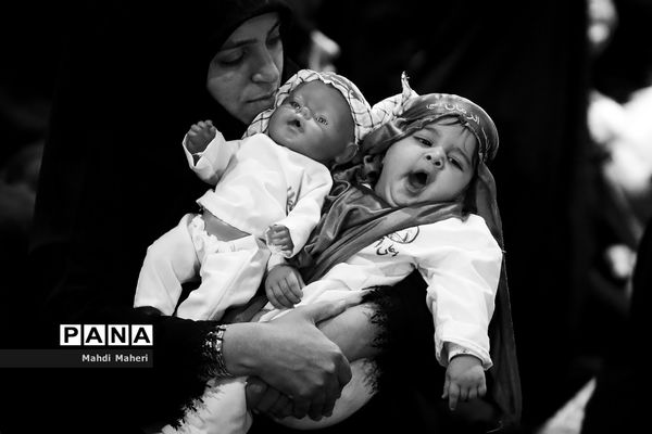 شیرخوارگان حسینی