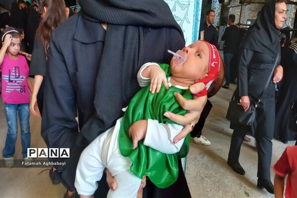 برگزاری همایش شیرخوارگان حسینی در مصلی امام خمینی (ره)  شهرکرد