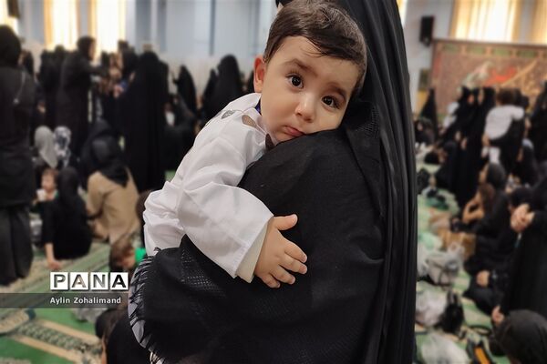برگزاری مراسم شیرخوارگان حسینی در مصلی شهرستان رباط کریم