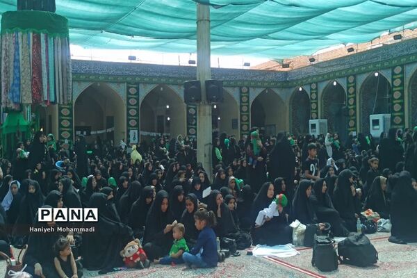 اجتماع بزرگ شیرخوارگان حسینی در امامزاده عبدالله بافق