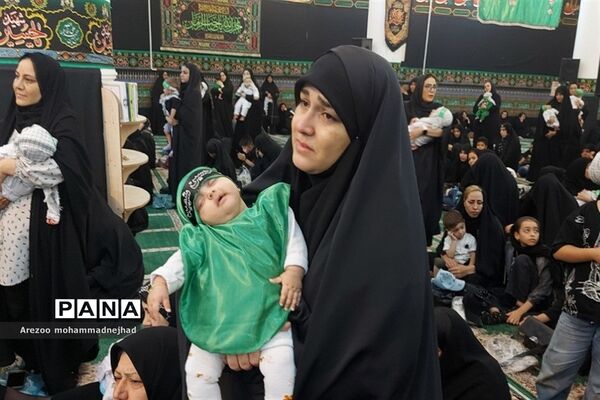 اجتماع شیرخوارگان حسینی در مصلی نماز جمعه شهرستان‌قرچک