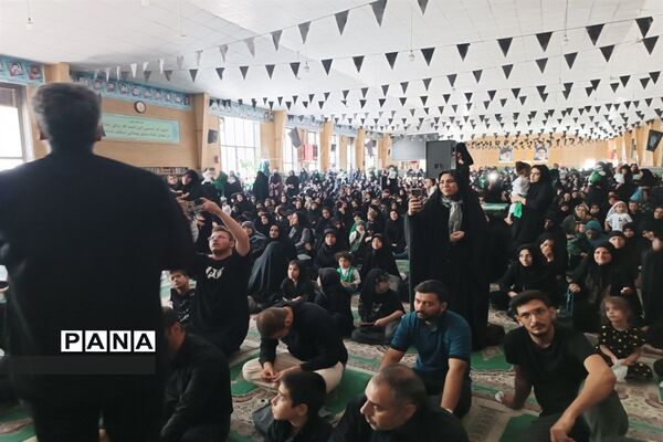 اجتماع بزرگ مادران و شیرخوارگان عاشورایی در مصلی کرج