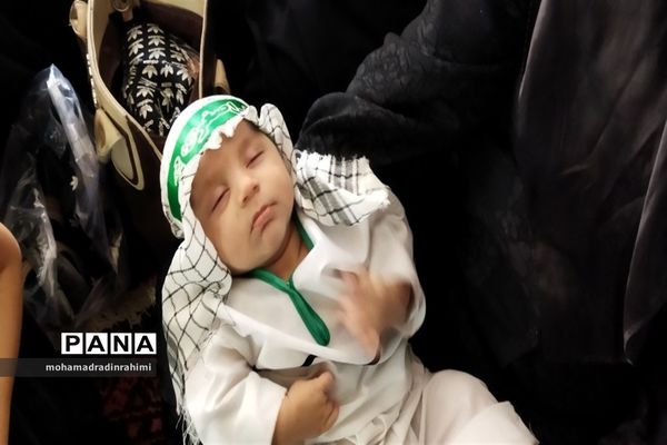 ‌همایش شیرخوارگان حسینی در شهرستان فیروزکوه