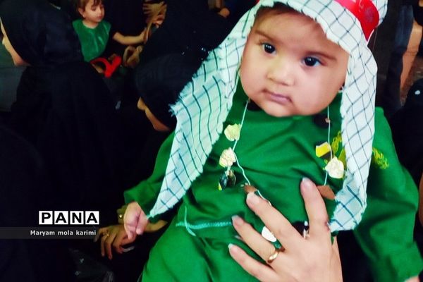 مراسم شیرخوارگان حسینی در مسجد محله قاضی دماوند