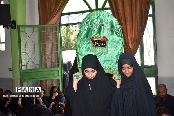 همایش شیرخوارگان  حسینی دربهاباد