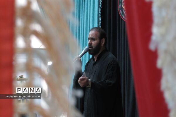 همایش شیرخوارگان حسینی در شهر‌های نایین و بافران