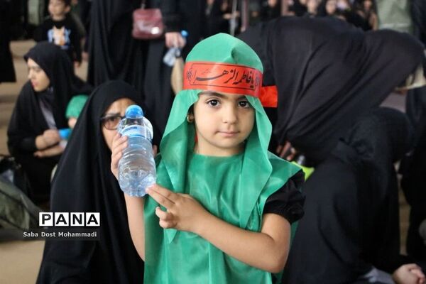 مراسم باشکوه شیرخوارگان حسینی در مصلی سمنان