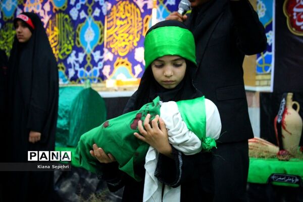 مراسم شیرخوارگان حسینی در شهرستان تنگستان
