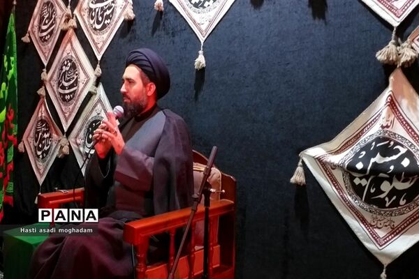 برگزاری محفل قرآنی و سوگواری در ملارد