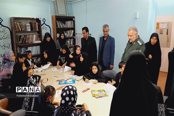 حضور کارکنان اداره آموزش‌و‌پرورش در هیات دختران حاج قاسم شهرستان خلیل‌آباد