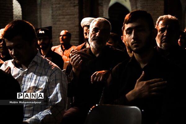 مراسم سوگواری اباعبدالله الحسین (ع) در مسجد کبود تبریز