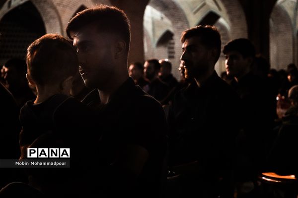 مراسم سوگواری اباعبدالله الحسین (ع) در مسجد کبود تبریز