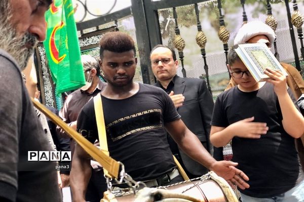 راهپیمایی دانش‌آموزان منطقه 3 در محکومیت هتک حرمت به ساحت مقدس قرآن کریم