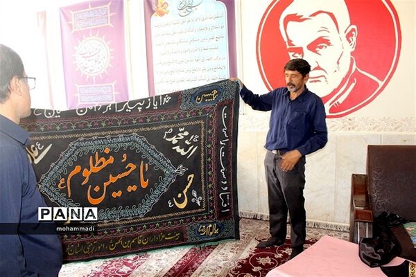 فضاسازی و سیاه پوش کردن  سازمان دانش‌آموزی استان کرمان به مناسبت ماه محرم