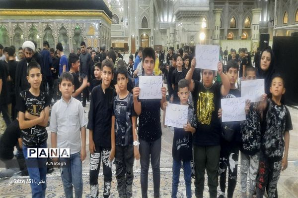 برگزاری سوگواره احلی من العسل در مرقد مطهر امام خمینی (ره)