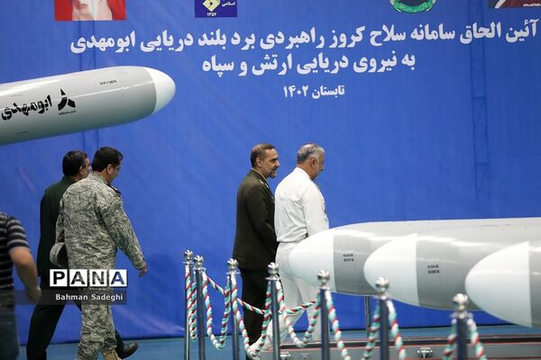 آیین الحاق موشک کروز دریایی ابومهدی به نیروی دریایی ارتش و سپاه