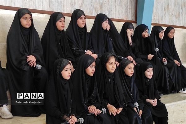 همایش بزرگ رهروان زینبی در شهرستان‌قرچک