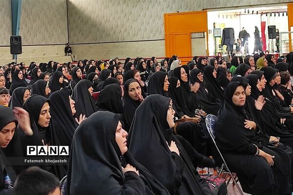 همایش بزرگ رهروان زینبی در شهرستان‌قرچک