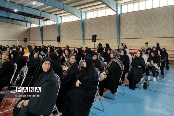 همایش بزرگ رهروان زینبی در شهرستان‌قرچک