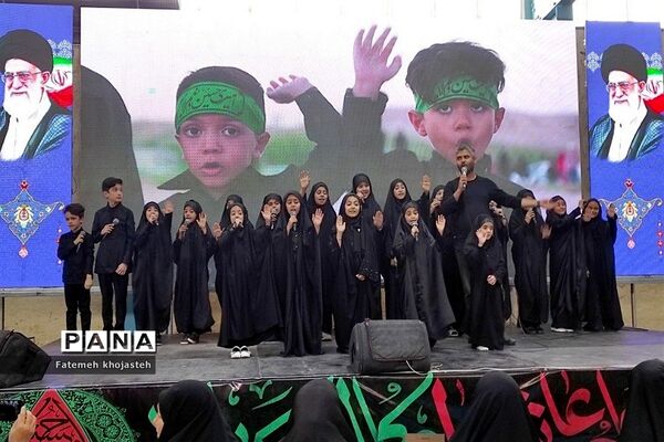 همایش بزرگ رهروان زینبی در شهرستان‌قرچک