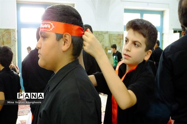 حضور دانش‌آموزان حسینی در یازدهمین سوگواره احلی من العسل شهرستان پیشوا