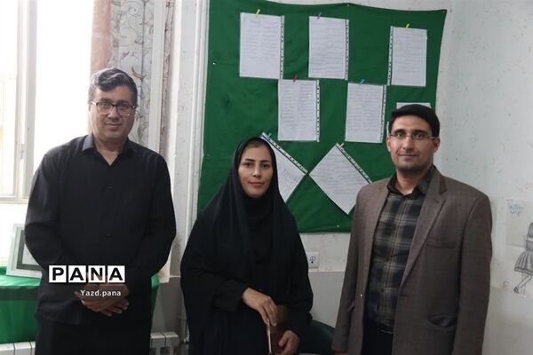 برپایی اولین نمایشگاه آثار هنری و فرهنگی آموزش‌دهندگان و سوادآموزان در یزد