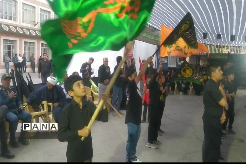 سوگواره احلی من العسل در آموزش‌و‌پرورش شهرضا‌