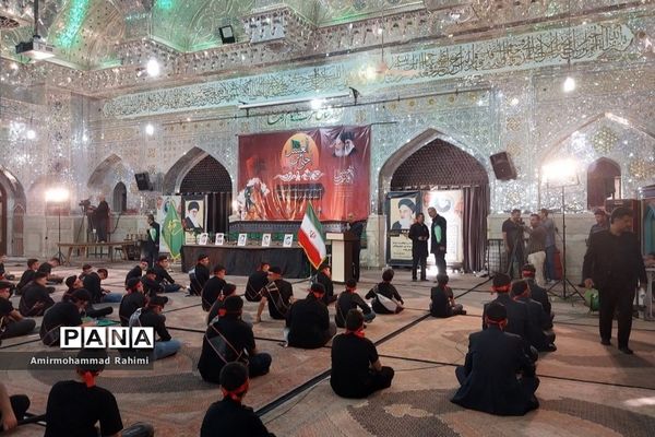 اجتماع بزرگ «احلی من العسل» در حرم مطهر حضرت سید علاءالدین (ع)