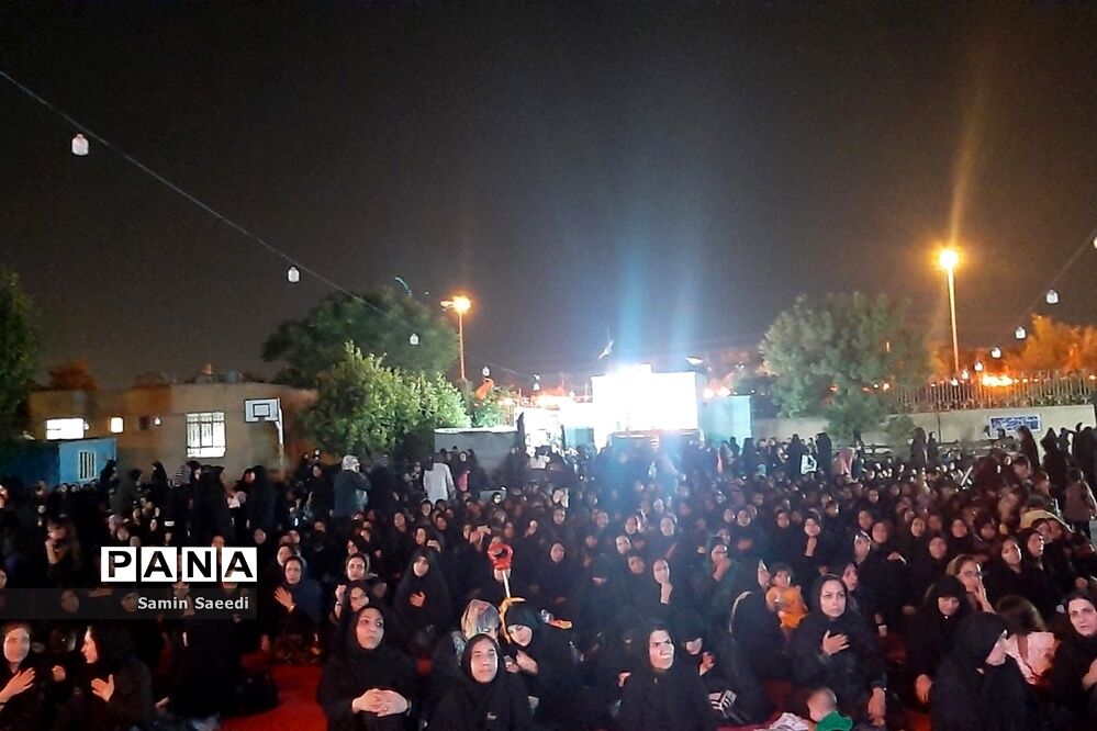 برگزاری مراسم عزاداری سرور شهیدان در دبیرستان زنده یاد حاج صمد نیرومند