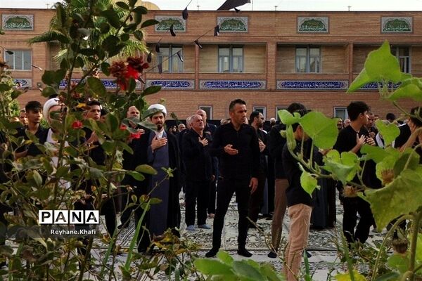 عزاداری محرم در حوزه علمیه امام جعفر صادق(ع) پاکدشت