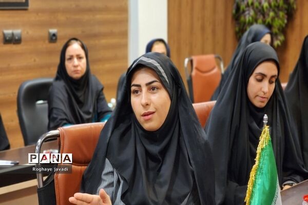 کارگاه دختران فاطمی در ناحیه یک بهارستان