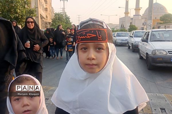 راهپیمایی دانش آموزان دهه هشتادی و دهه نودی ناحیه 3 شیراز در اعتراض به هتک حرمت قرآن کریم