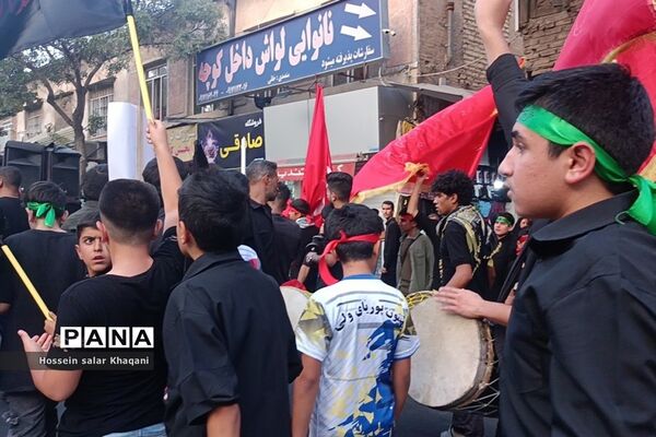 راهپیمایی دانش آموزان دهه هشتادی و دهه نودی ناحیه 3 شیراز در اعتراض به هتک حرمت قرآن کریم