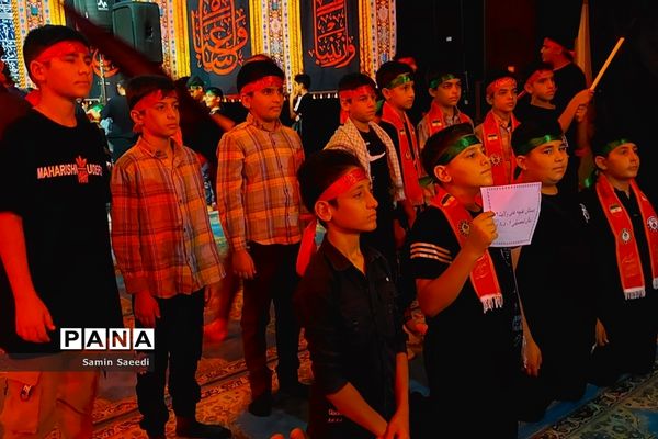 اجتماع بزرگ دانش‌آموزی در اعتراض به هتک حرمت به ساحت مقدس قرآن