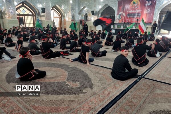 برگزاری مراسم عزاداری احلی من العسل همراه با امضای طومار اعتراضی به هتک حرمت‌ قرآن کریم